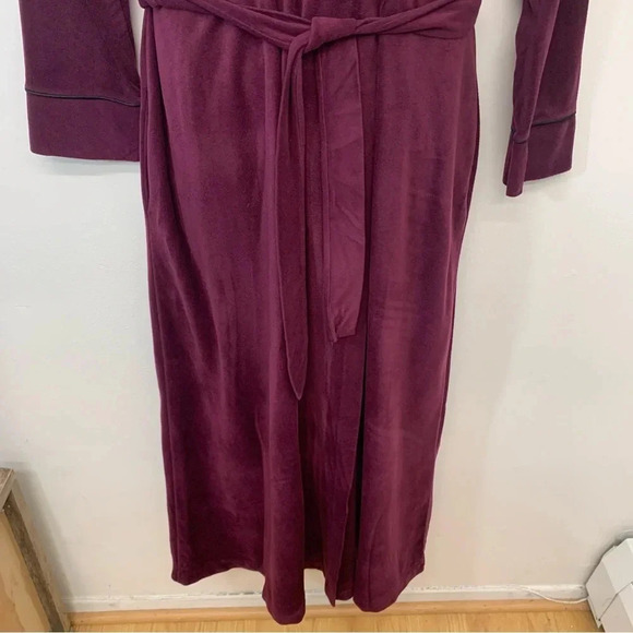 Vanity Fair Fleece  Robe Large House Coat Purple Pockets Embroidery Belt Vintage - Picture 3 of 13